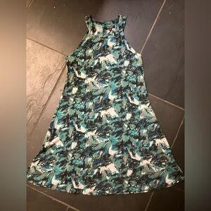 Women’s Size Medium Sleeveless Abstract Print Dress - Green, Grey and White